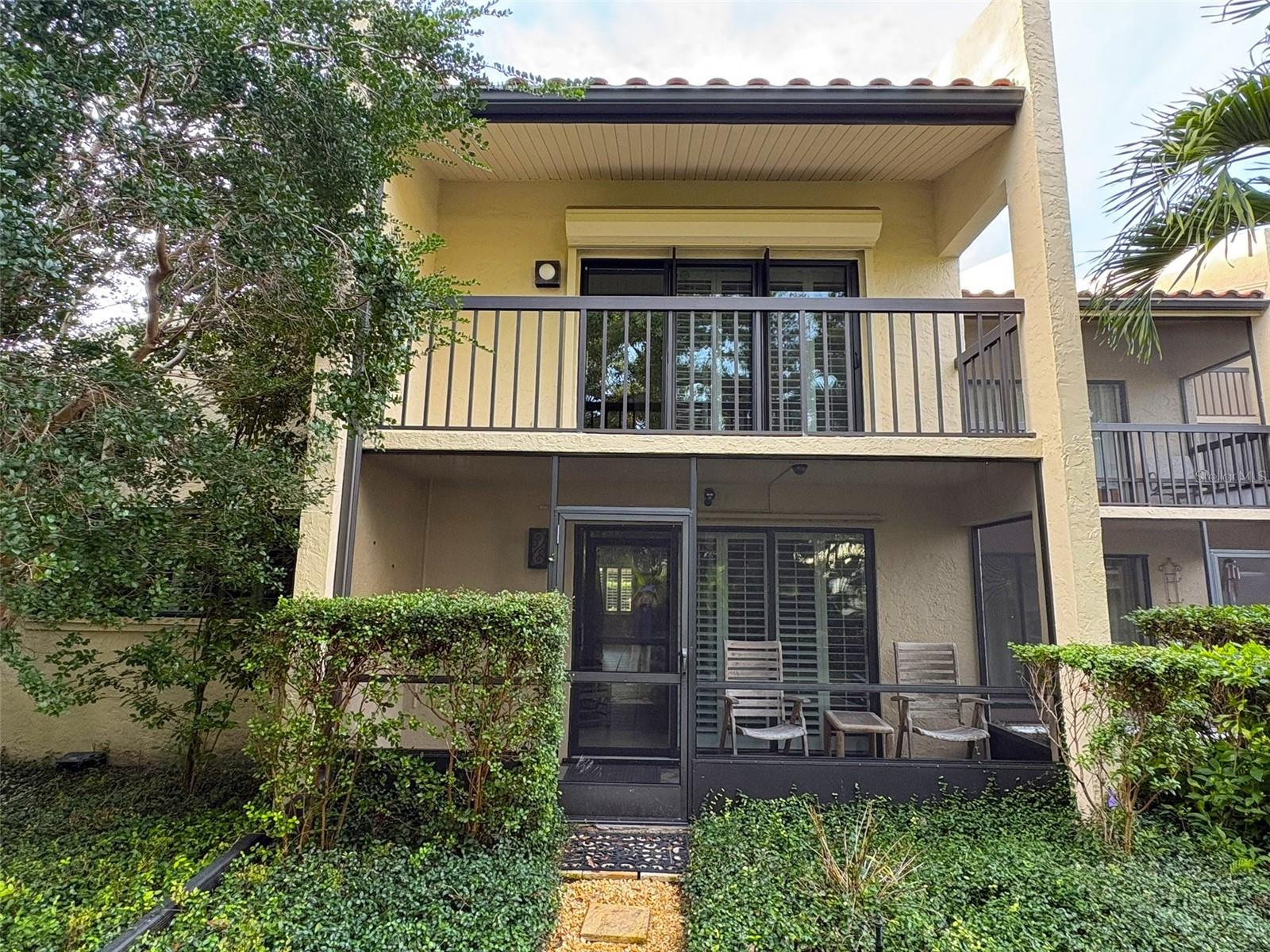 HUDSON HARBOUR - Residential