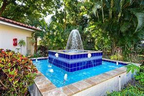 HUDSON HARBOUR - Residential