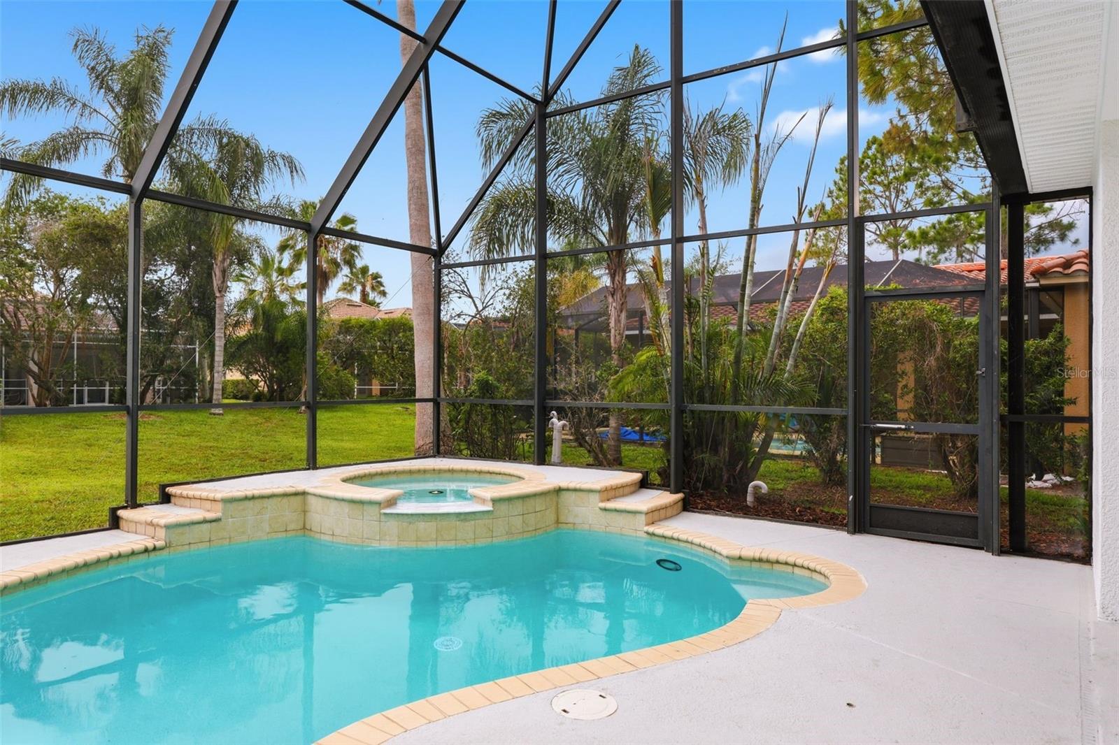 10534 BERMUDA ISLE DRIVE