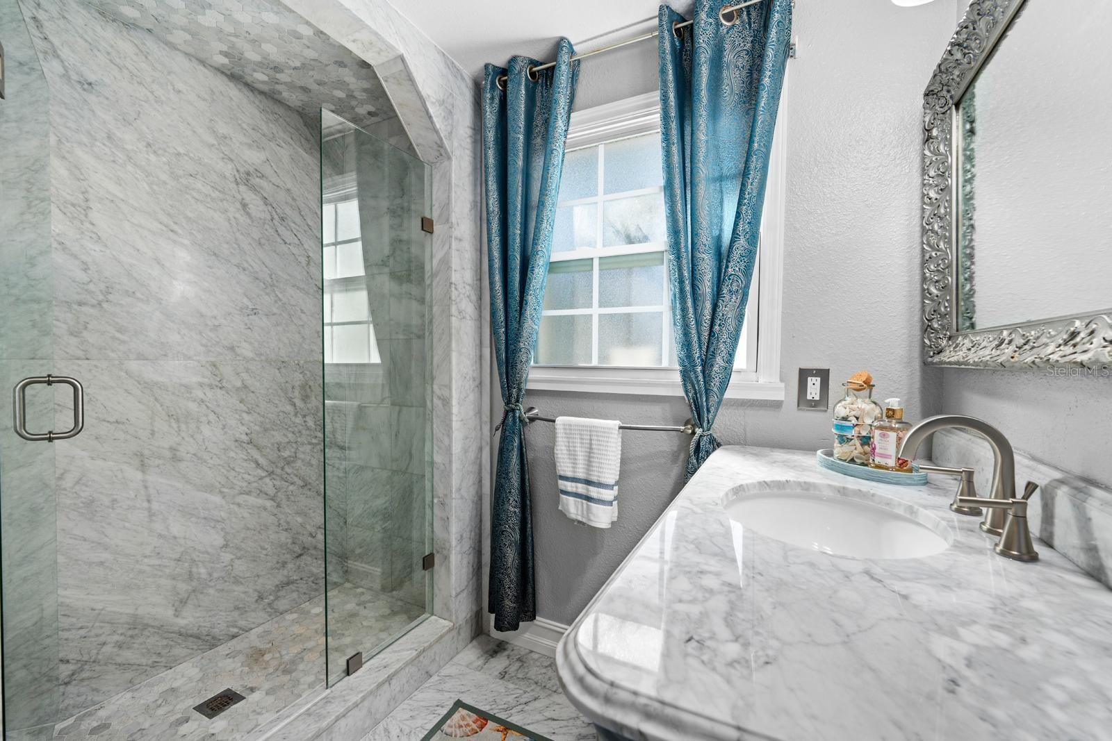 TWIN LAKES ESTATES ADD - Residential