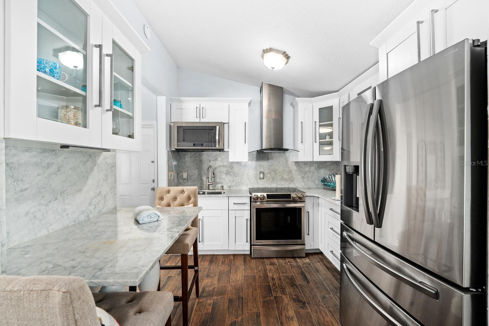 TWIN LAKES ESTATES ADD - Residential