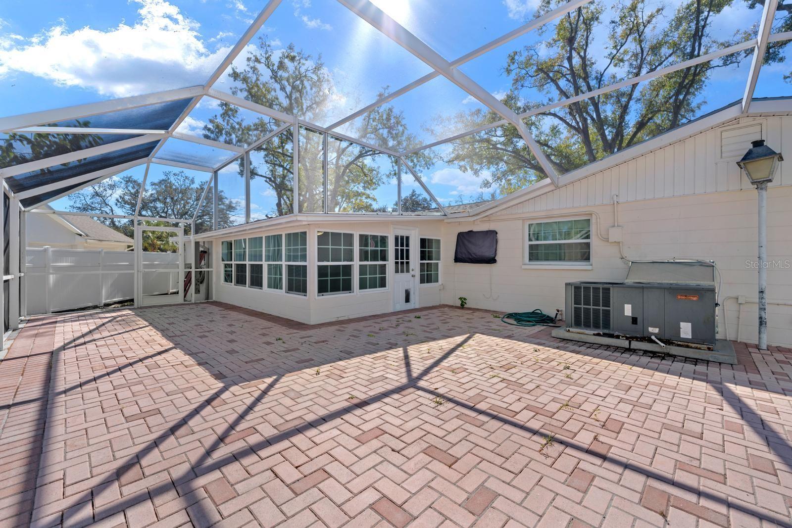 TWIN LAKES ESTATES ADD - Residential