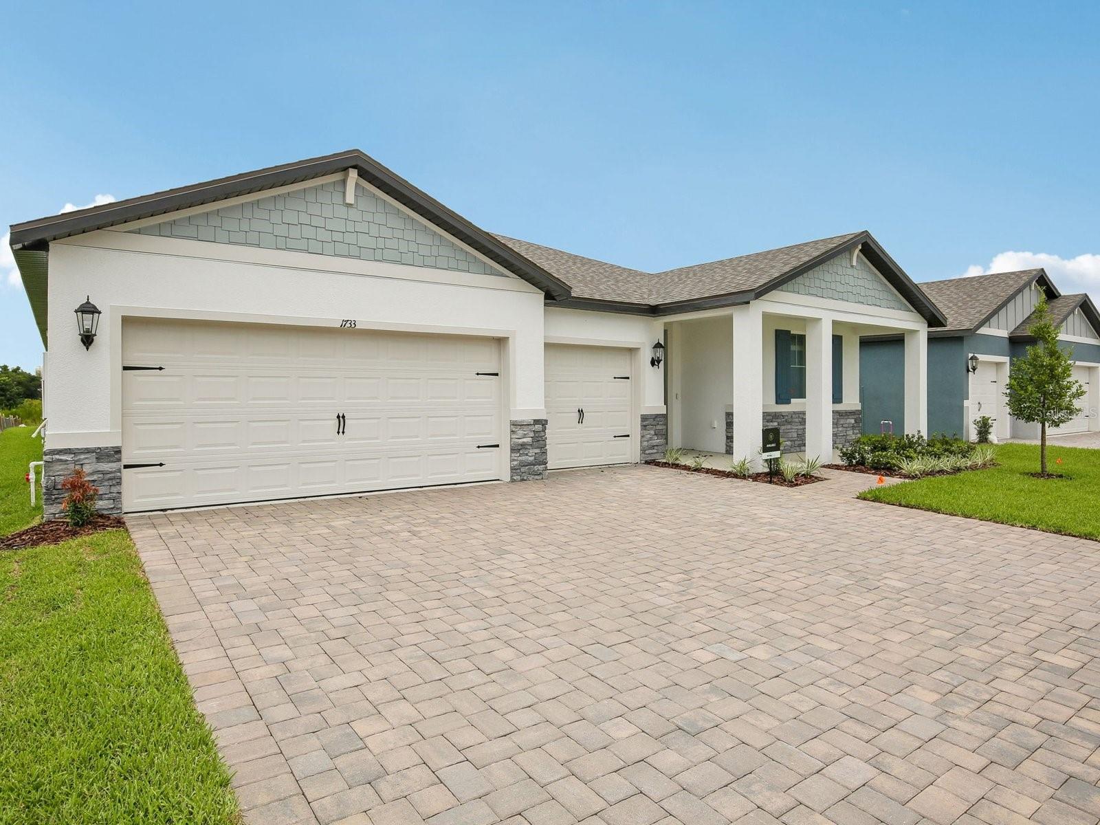 1733 COOLRIDGE PLACE