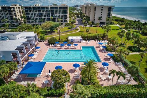 A home in LONGBOAT KEY