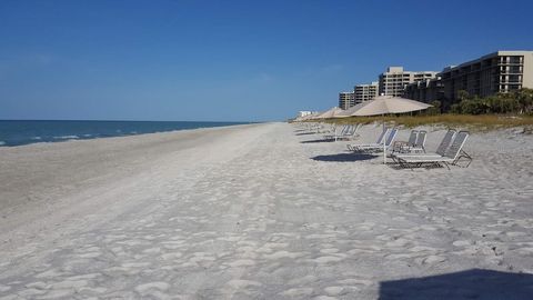 A home in LONGBOAT KEY