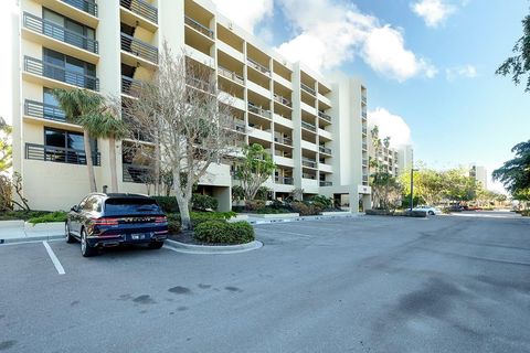 A home in LONGBOAT KEY