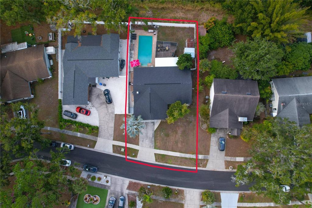 Photo of 13834 Cherry Creek Drive, Tampa, FL 33618 (MLS # TB8449466)