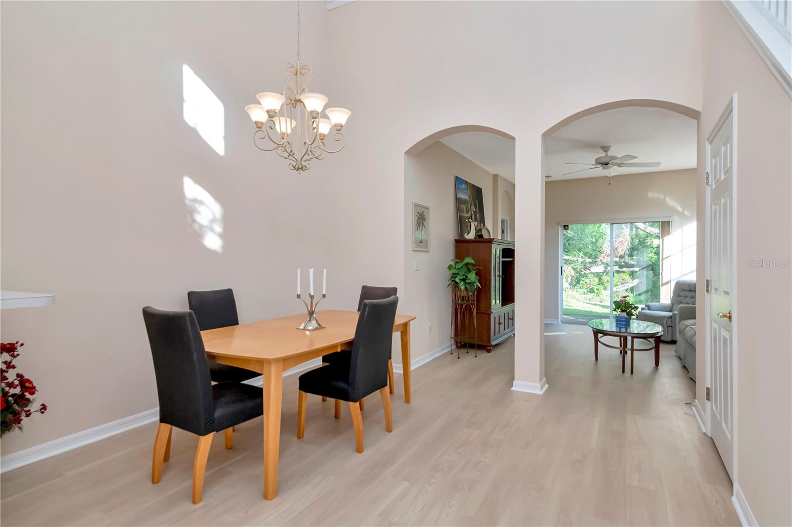 CASA BLANCA - Residential
