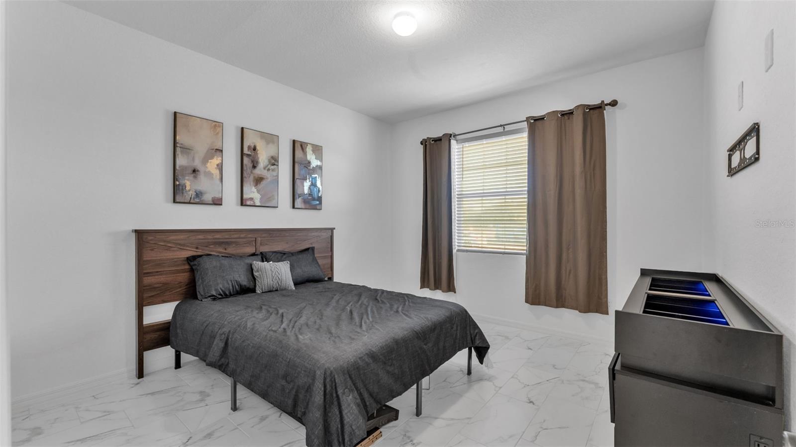 SAND LK GRVS PH I - Residential