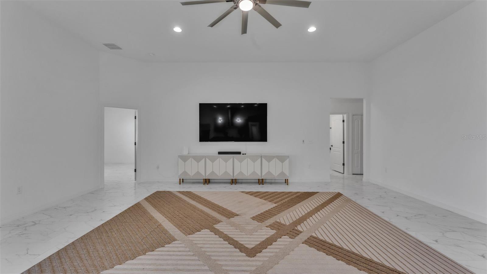 SAND LK GRVS PH I - Residential