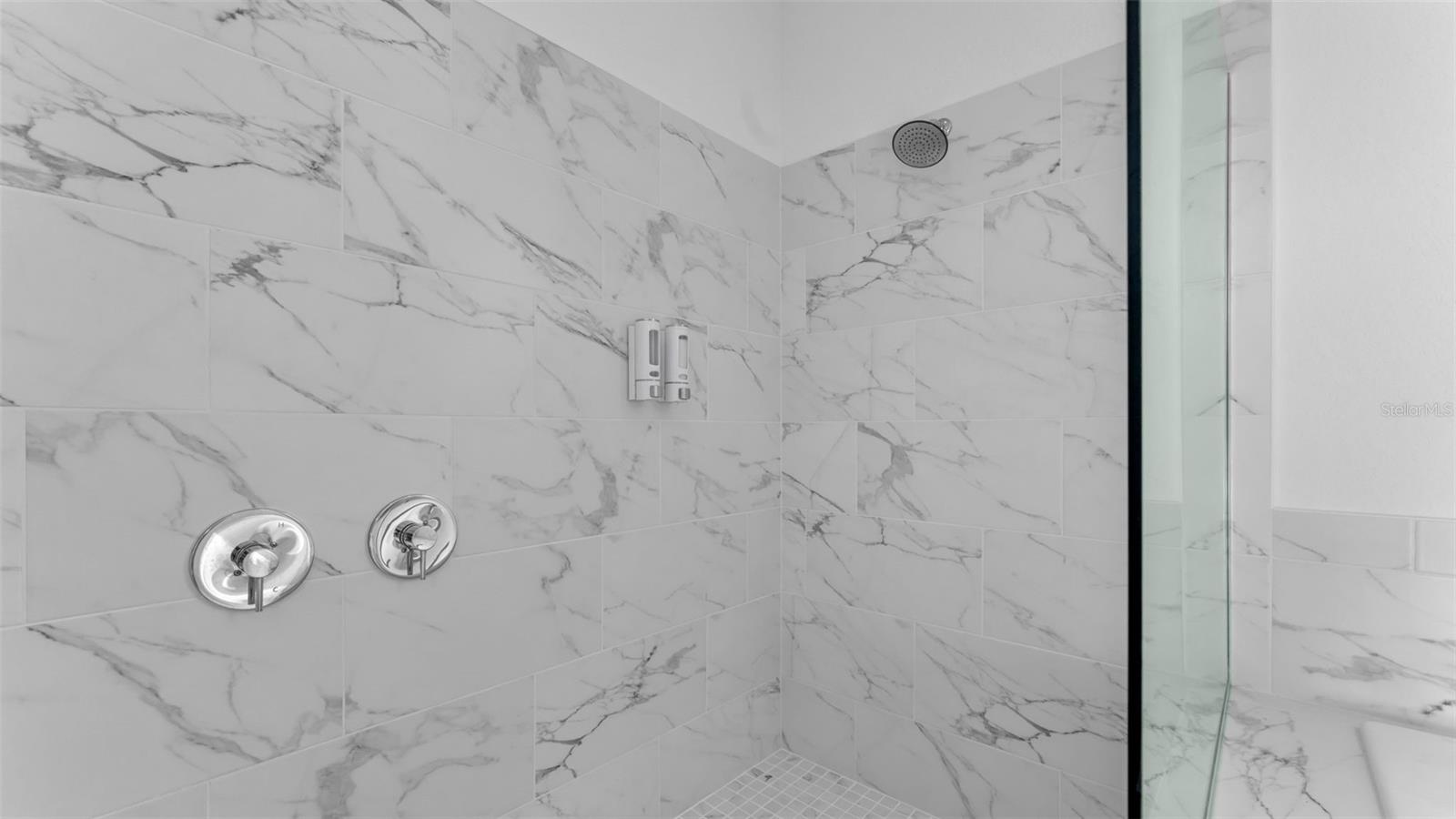 SAND LK GRVS PH I - Residential