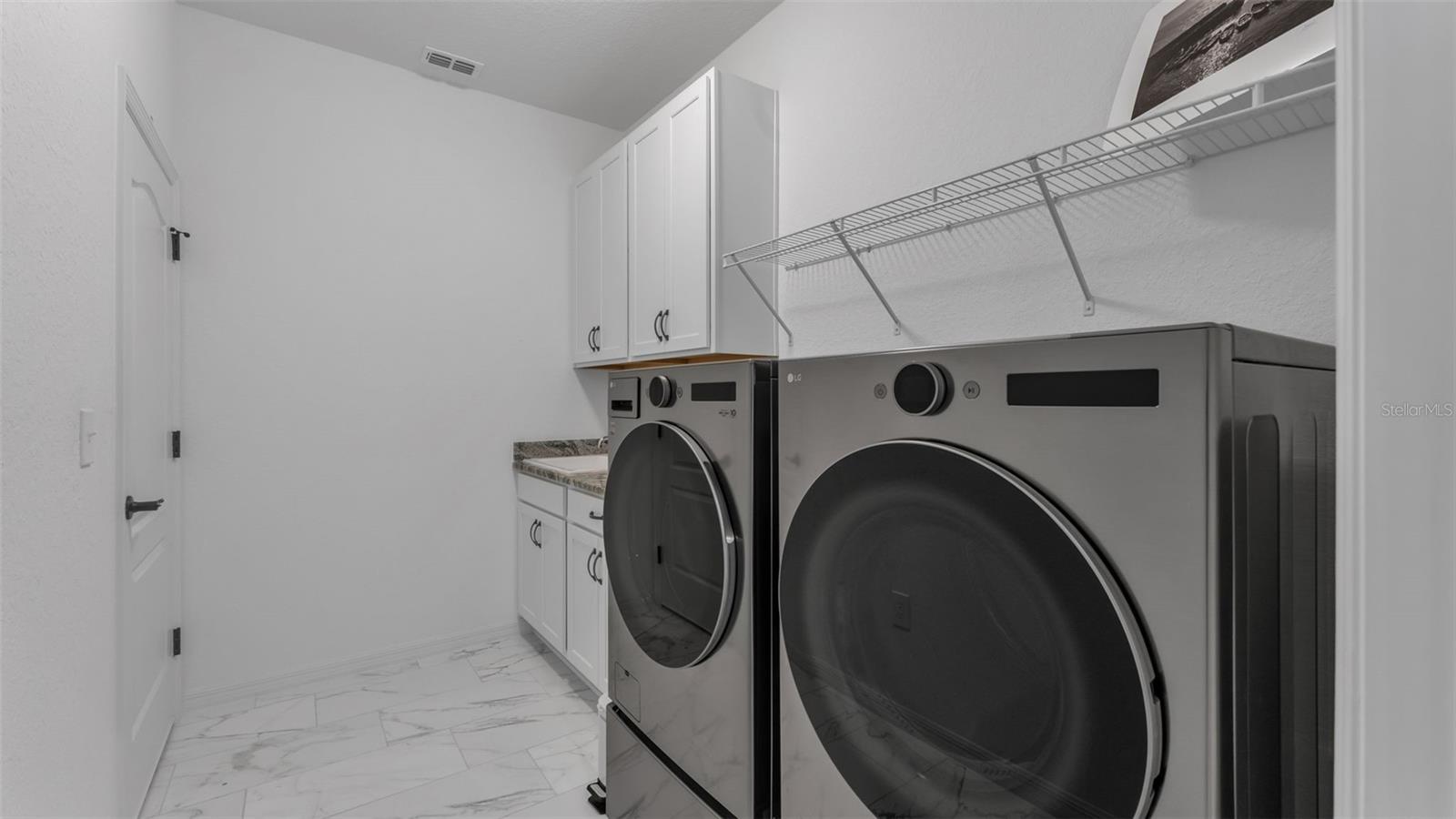 SAND LK GRVS PH I - Residential