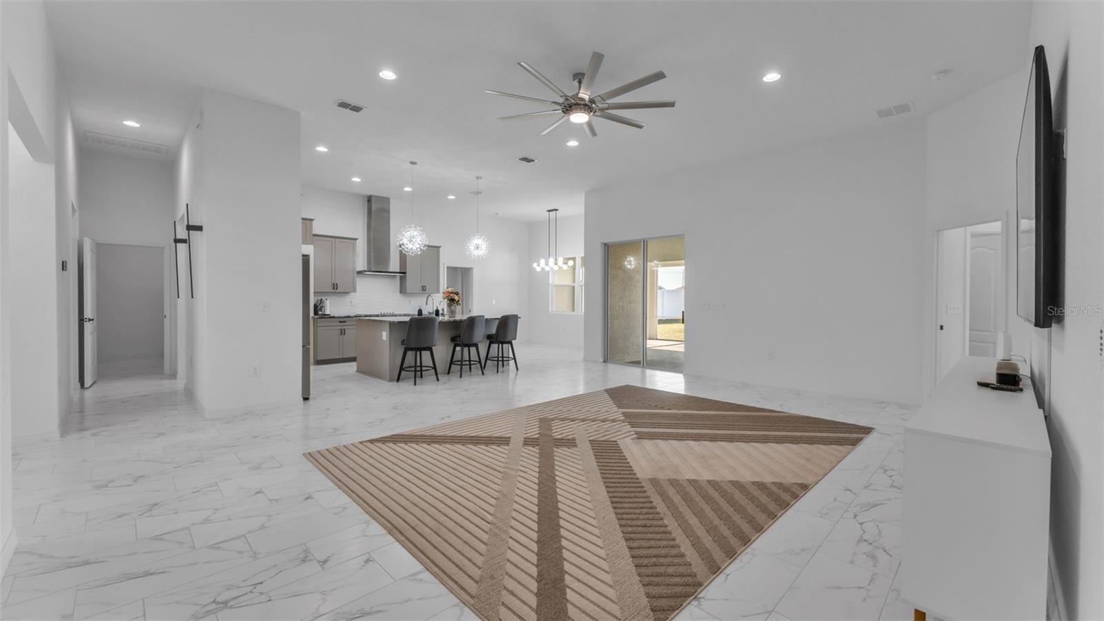 SAND LK GRVS PH I - Residential