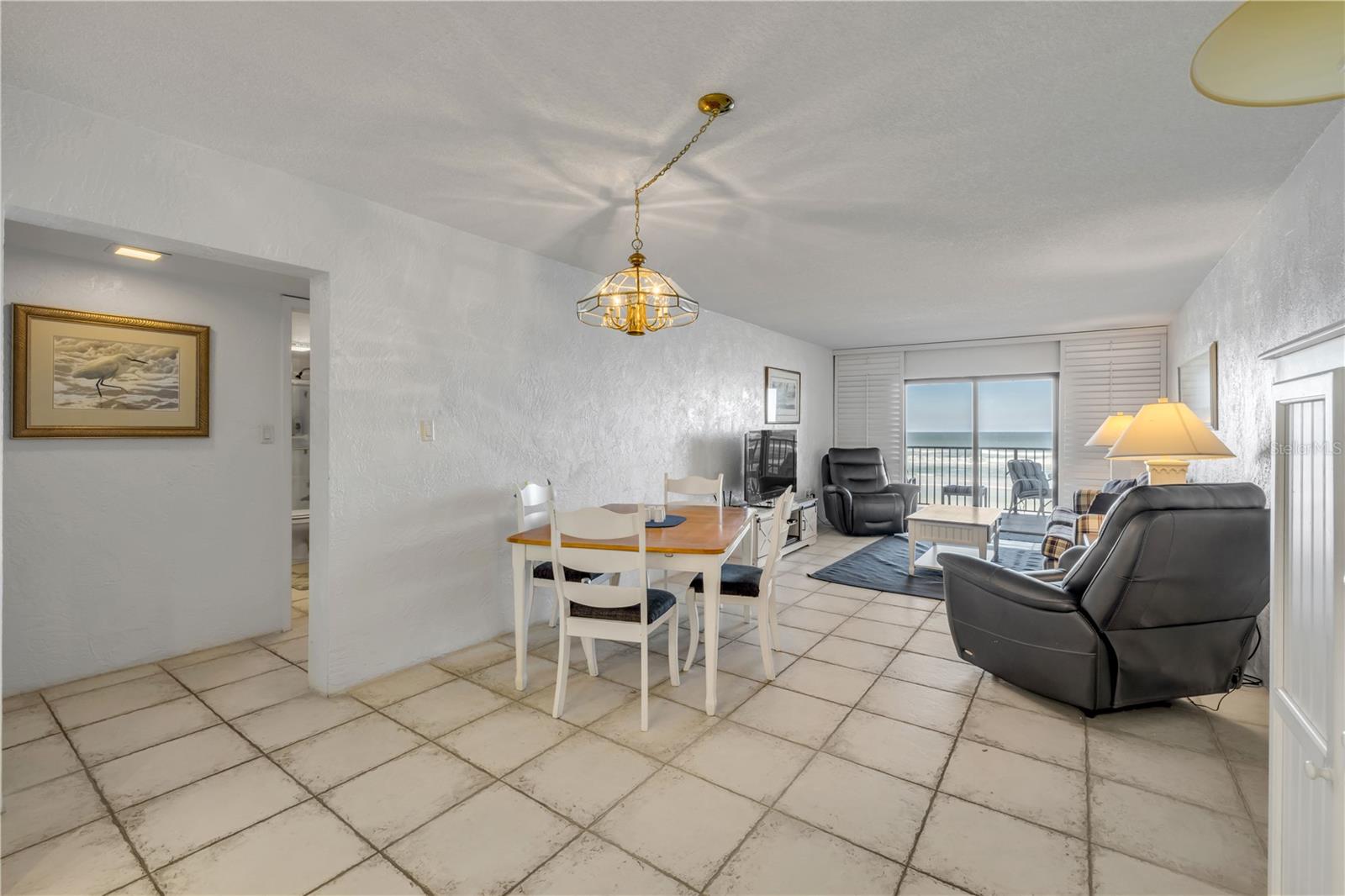 HACIENDA DEL SOL CONDO - Residential