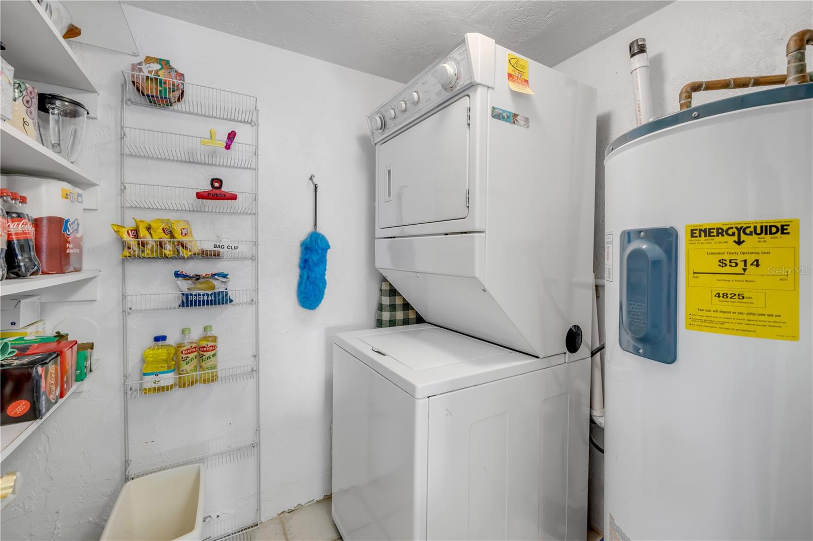 HACIENDA DEL SOL CONDO - Residential