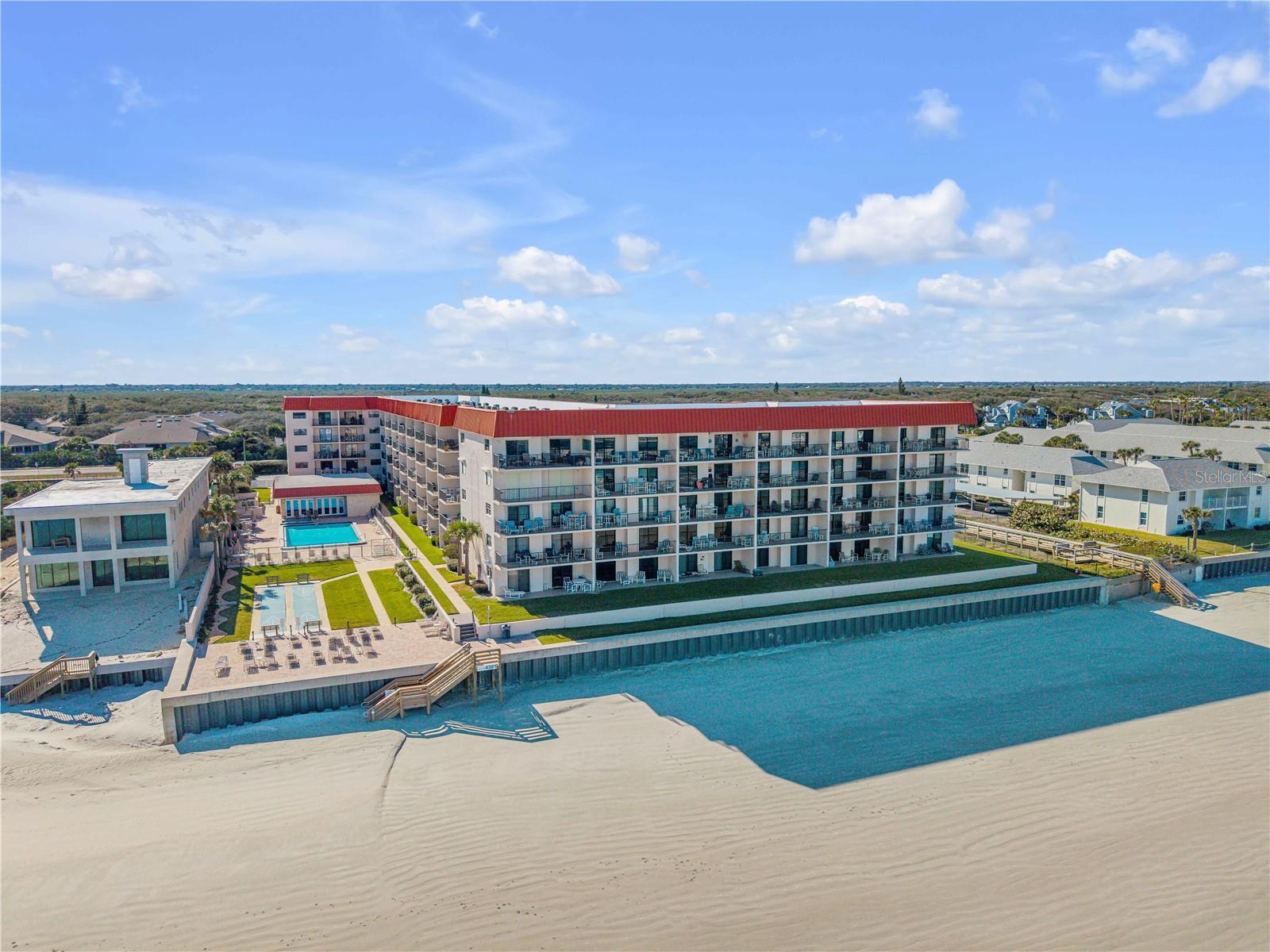 HACIENDA DEL SOL CONDO - Residential