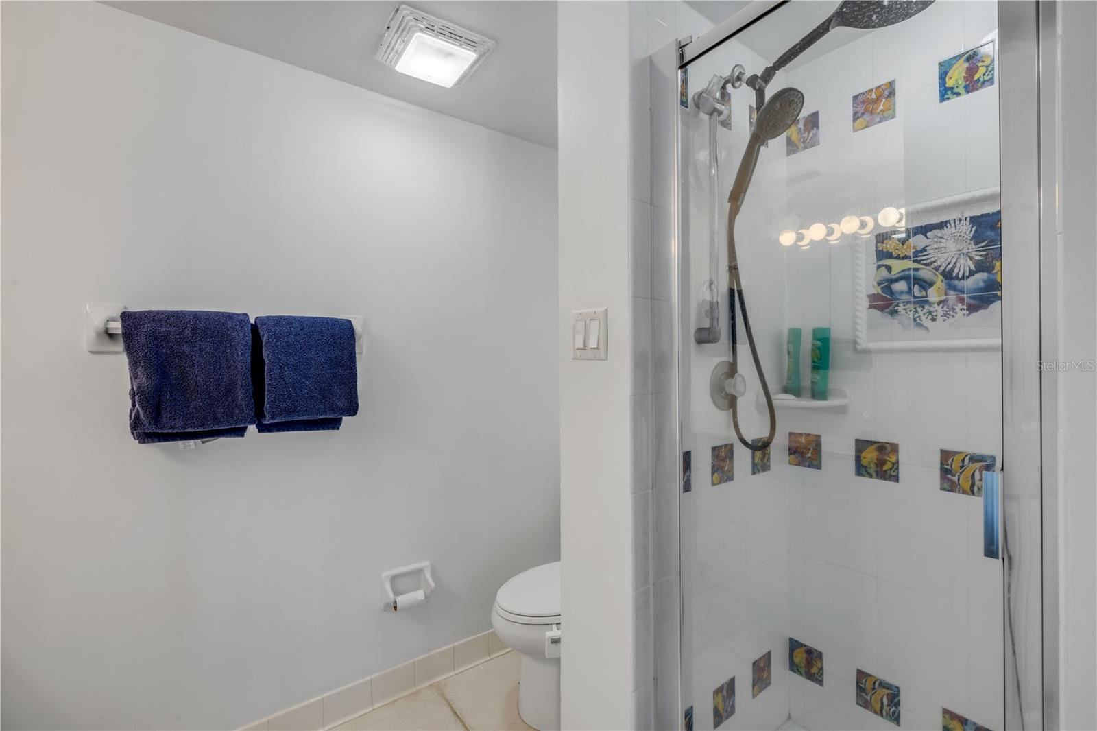 HACIENDA DEL SOL CONDO - Residential