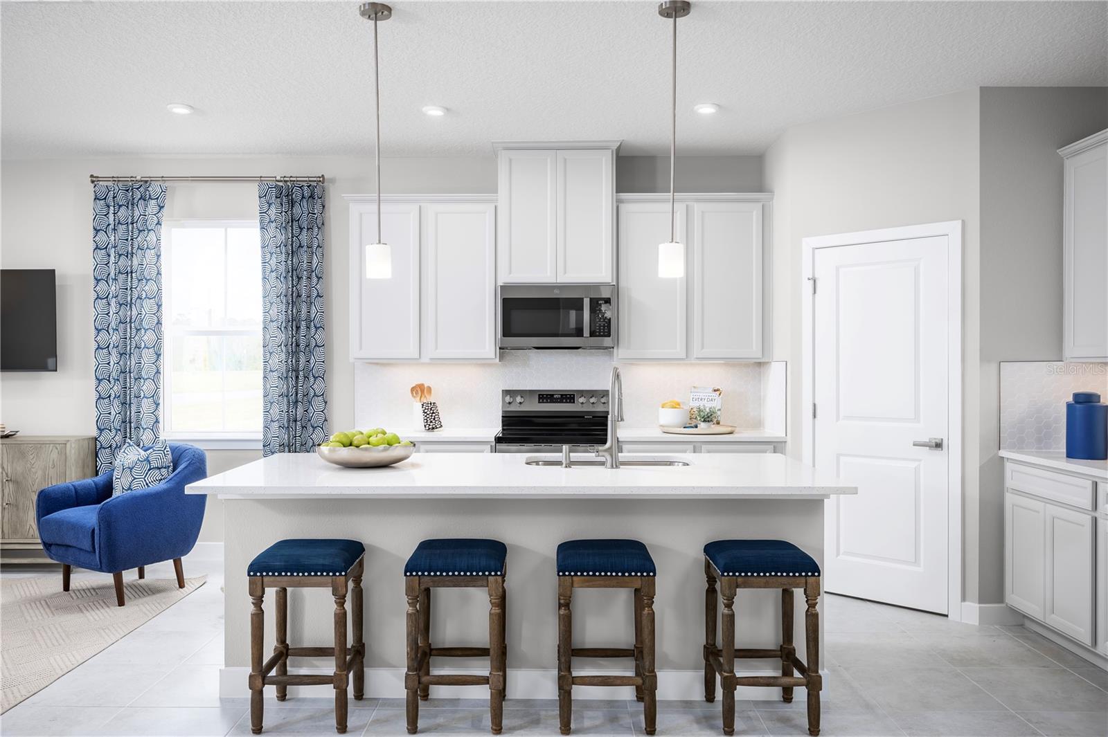 118 VENETIAN PALMS BOULEVARD