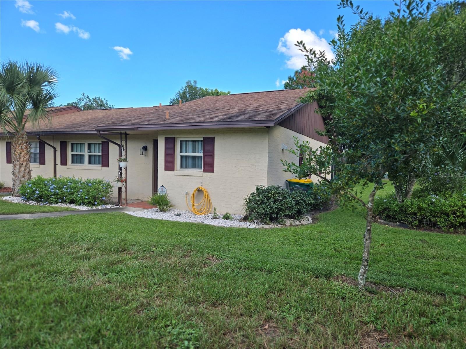 35 VILLA VILLAR COURT 350