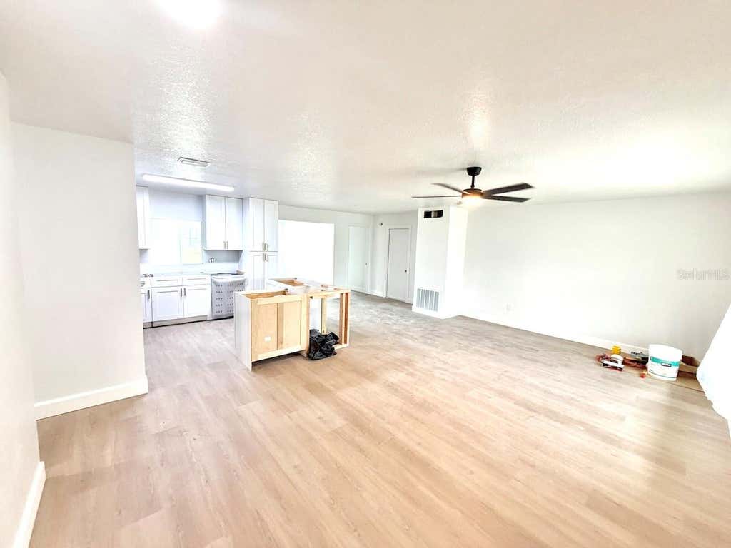 Photo of 1518 Deming Drive, Orlando, FL 32825 (MLS # O6423245)