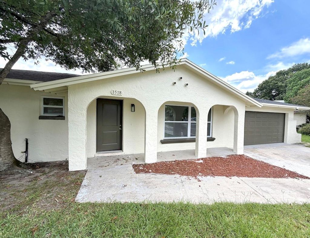 Photo of 1518 Deming Drive, Orlando, FL 32825 (MLS # O6423245)