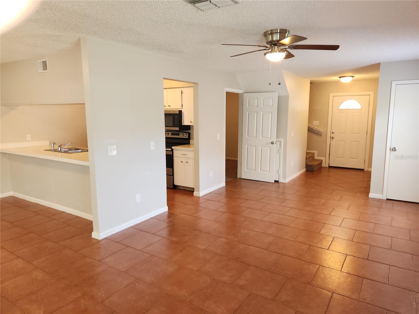 4009 FORECAST DRIVE