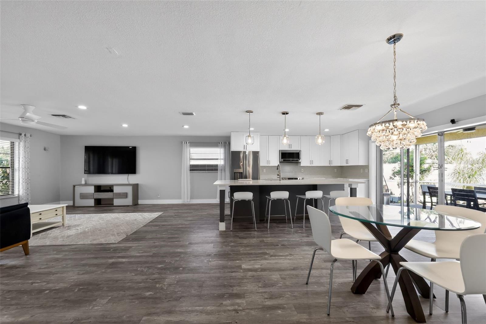 HIGH POINT - Residential