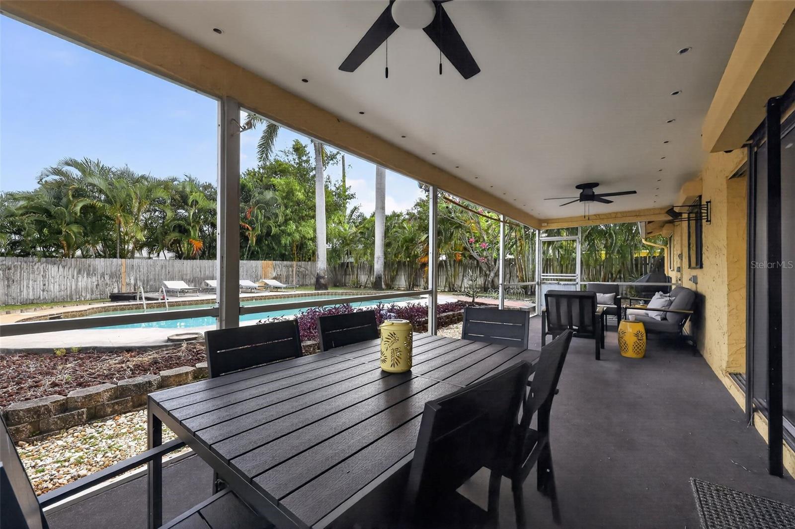 HIGH POINT - Residential