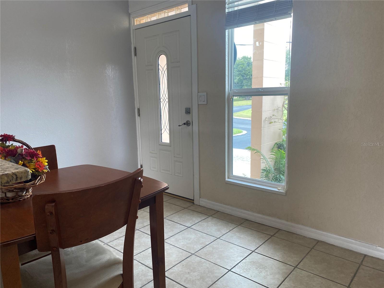 LAKESHORE CLUB - Residential