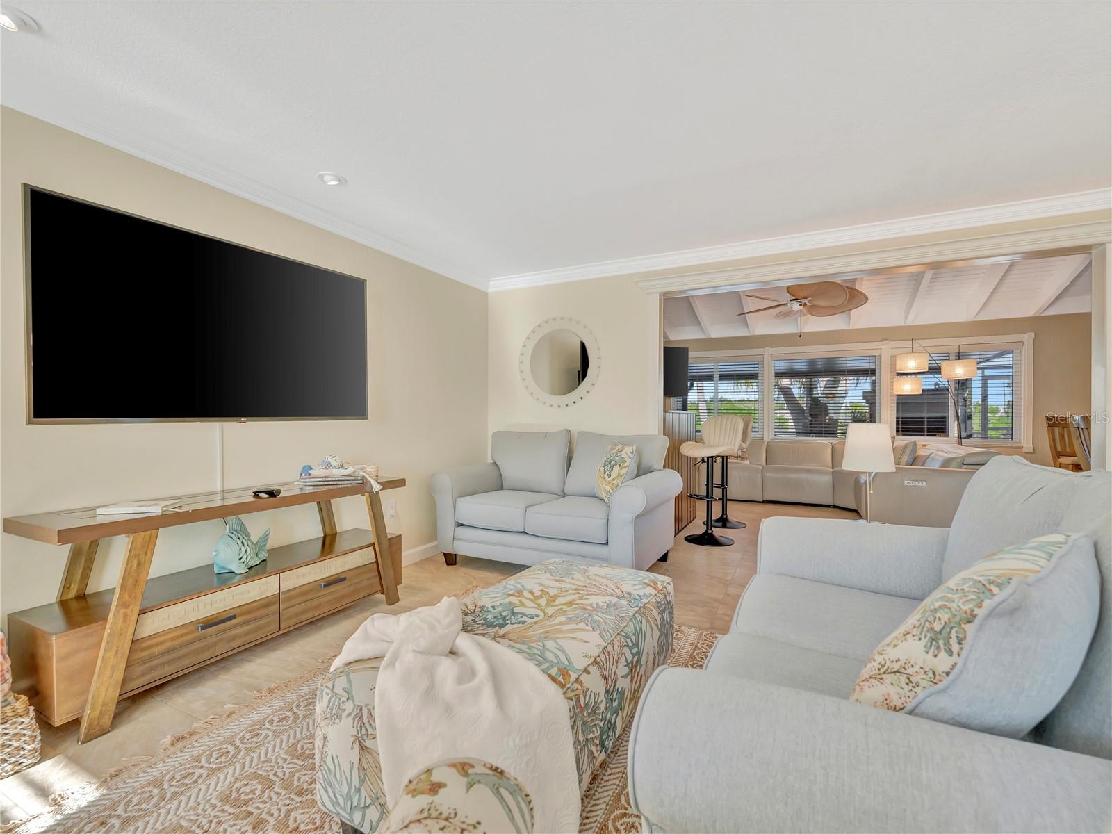 FLAMINGO CAY SECOND UNIT - Residential Lease