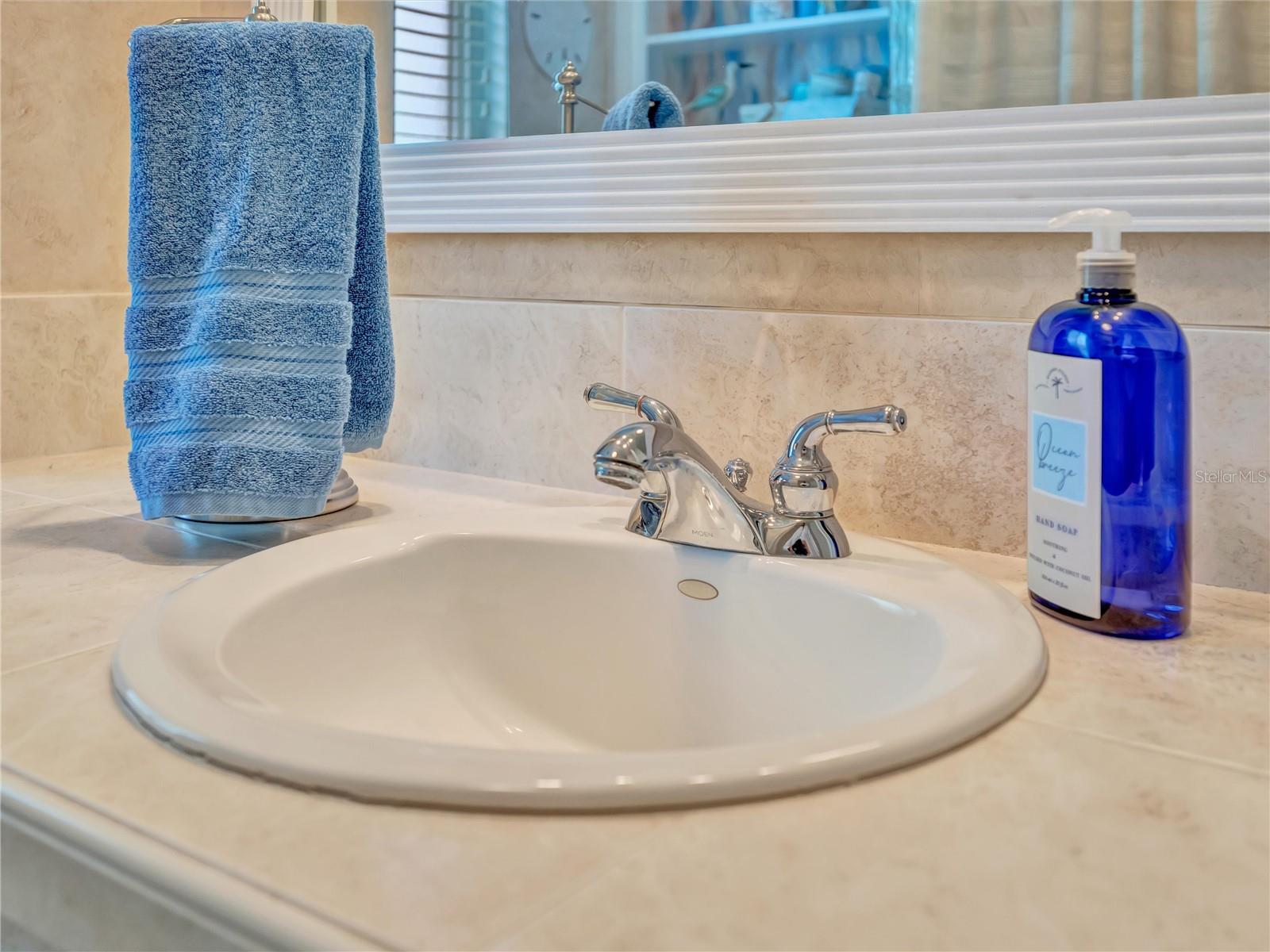 FLAMINGO CAY SECOND UNIT - Residential Lease