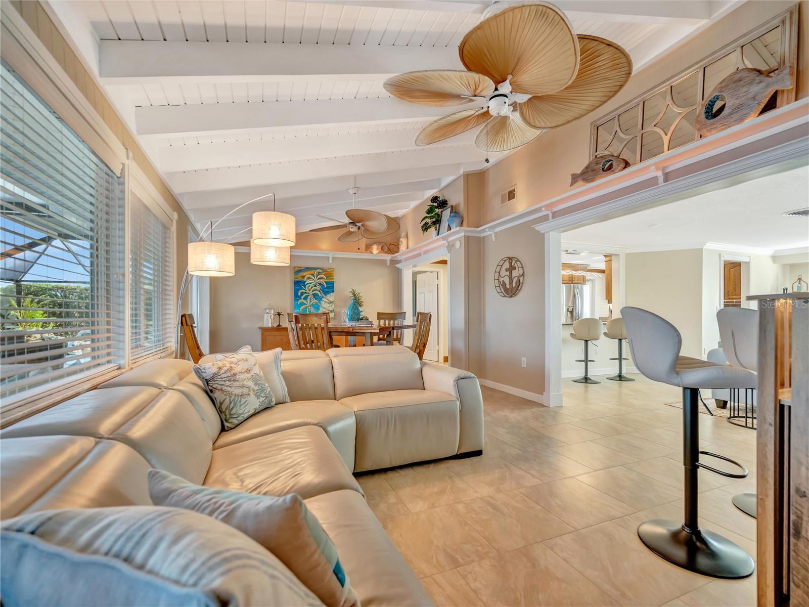 FLAMINGO CAY SECOND UNIT - Residential Lease