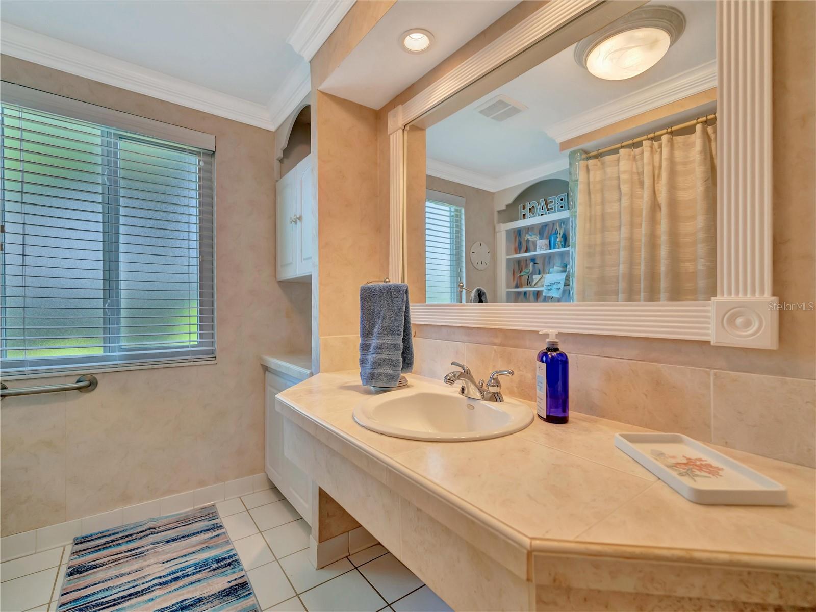 FLAMINGO CAY SECOND UNIT - Residential Lease