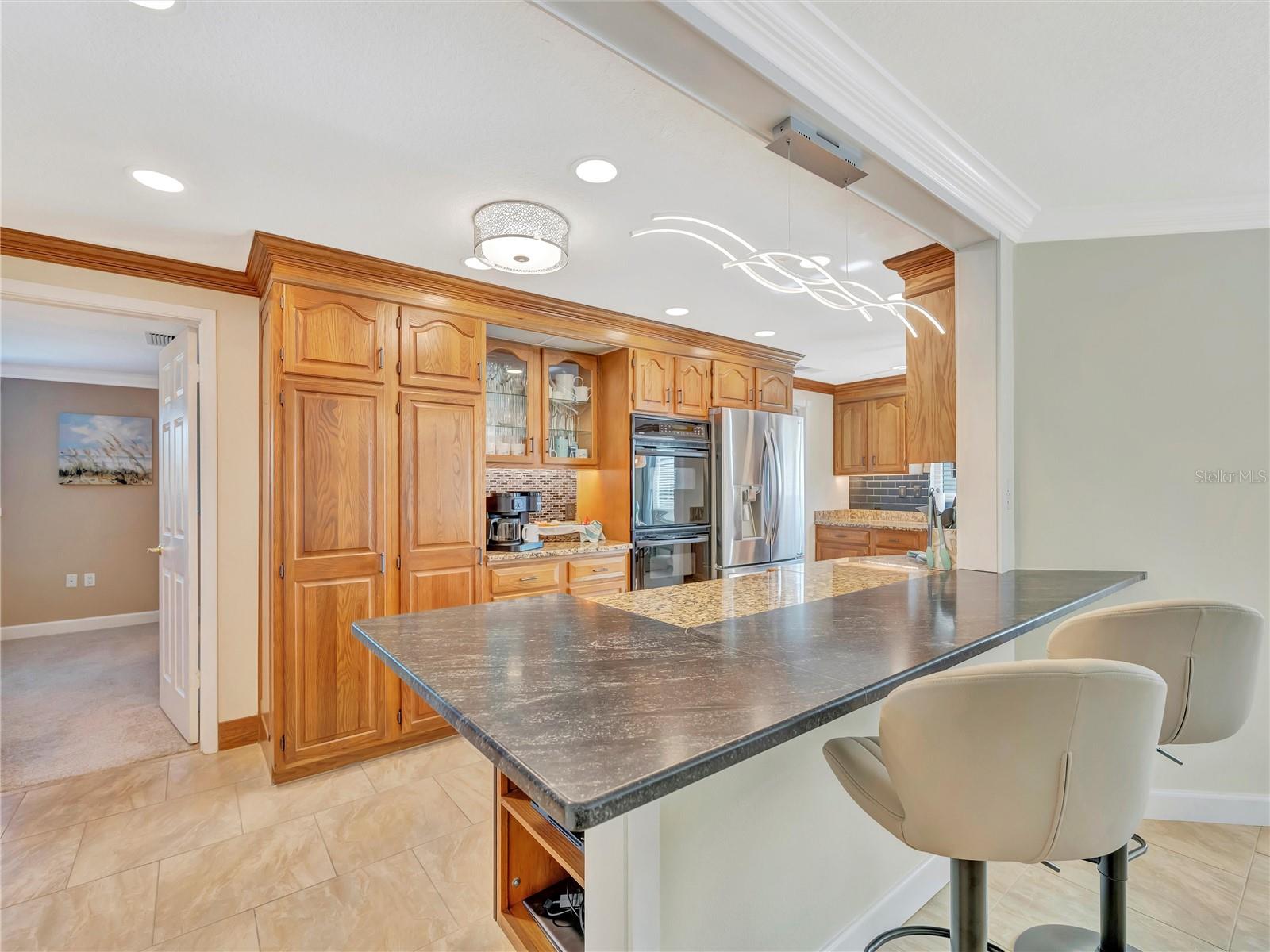 FLAMINGO CAY SECOND UNIT - Residential Lease