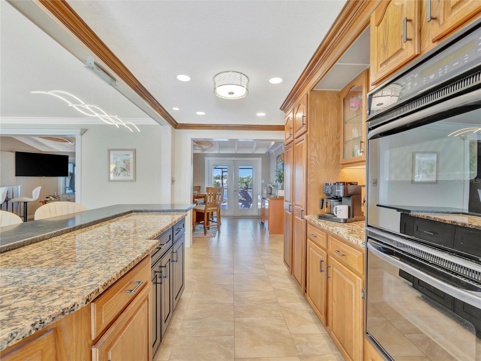 FLAMINGO CAY SECOND UNIT - Residential Lease