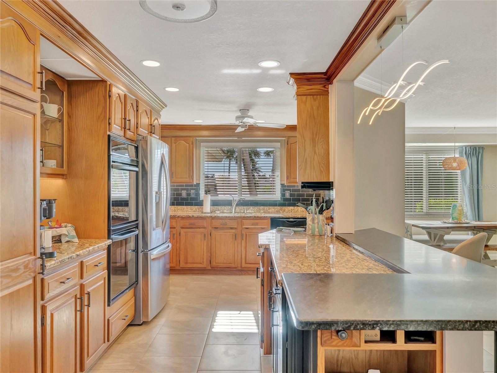 FLAMINGO CAY SECOND UNIT - Residential Lease