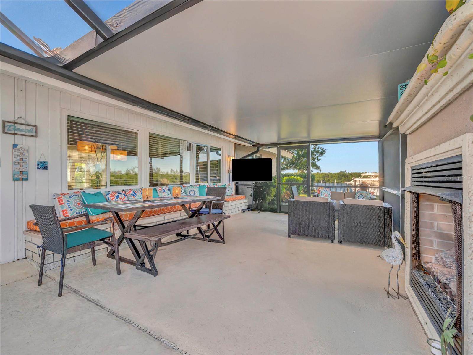 FLAMINGO CAY SECOND UNIT - Residential Lease