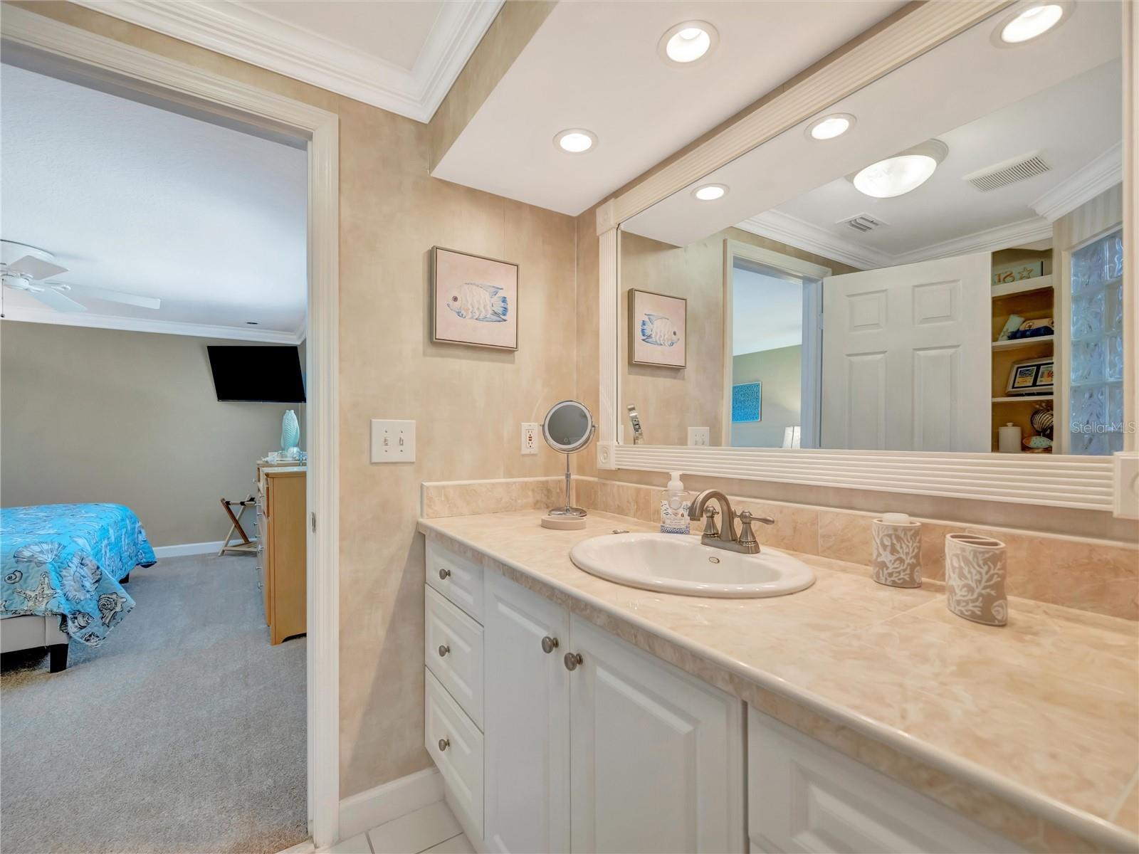 FLAMINGO CAY SECOND UNIT - Residential Lease