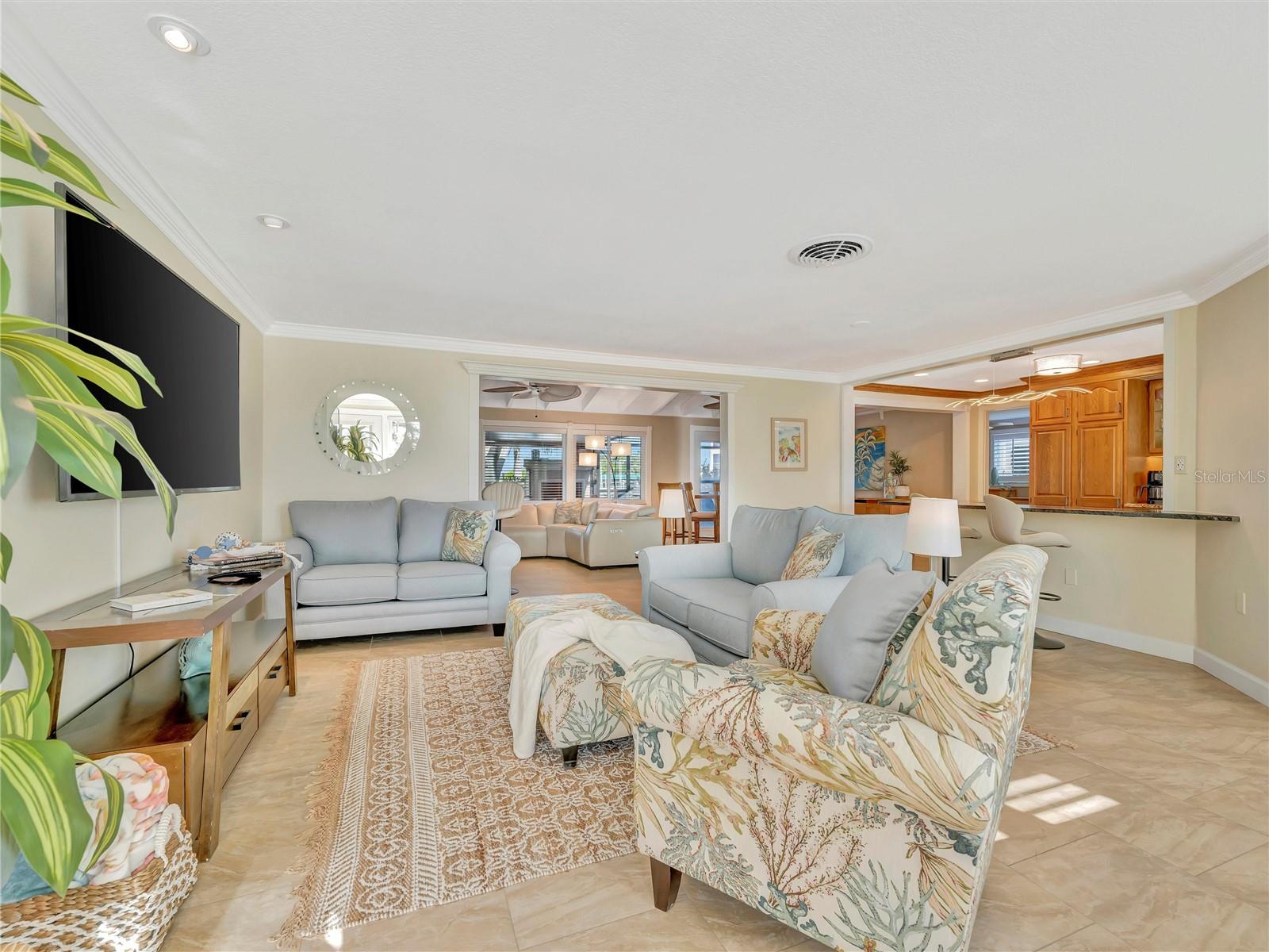 FLAMINGO CAY SECOND UNIT - Residential Lease