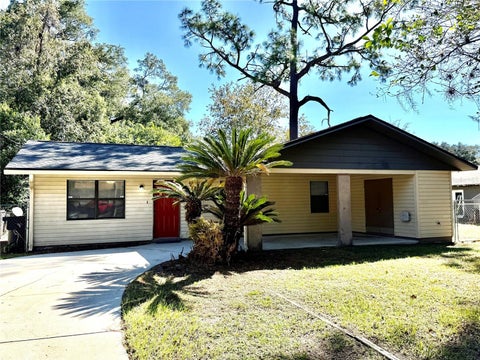 Photo of 2917 NE 17th Terrace, Ocala, FL 34479 (MLS # V4951916)