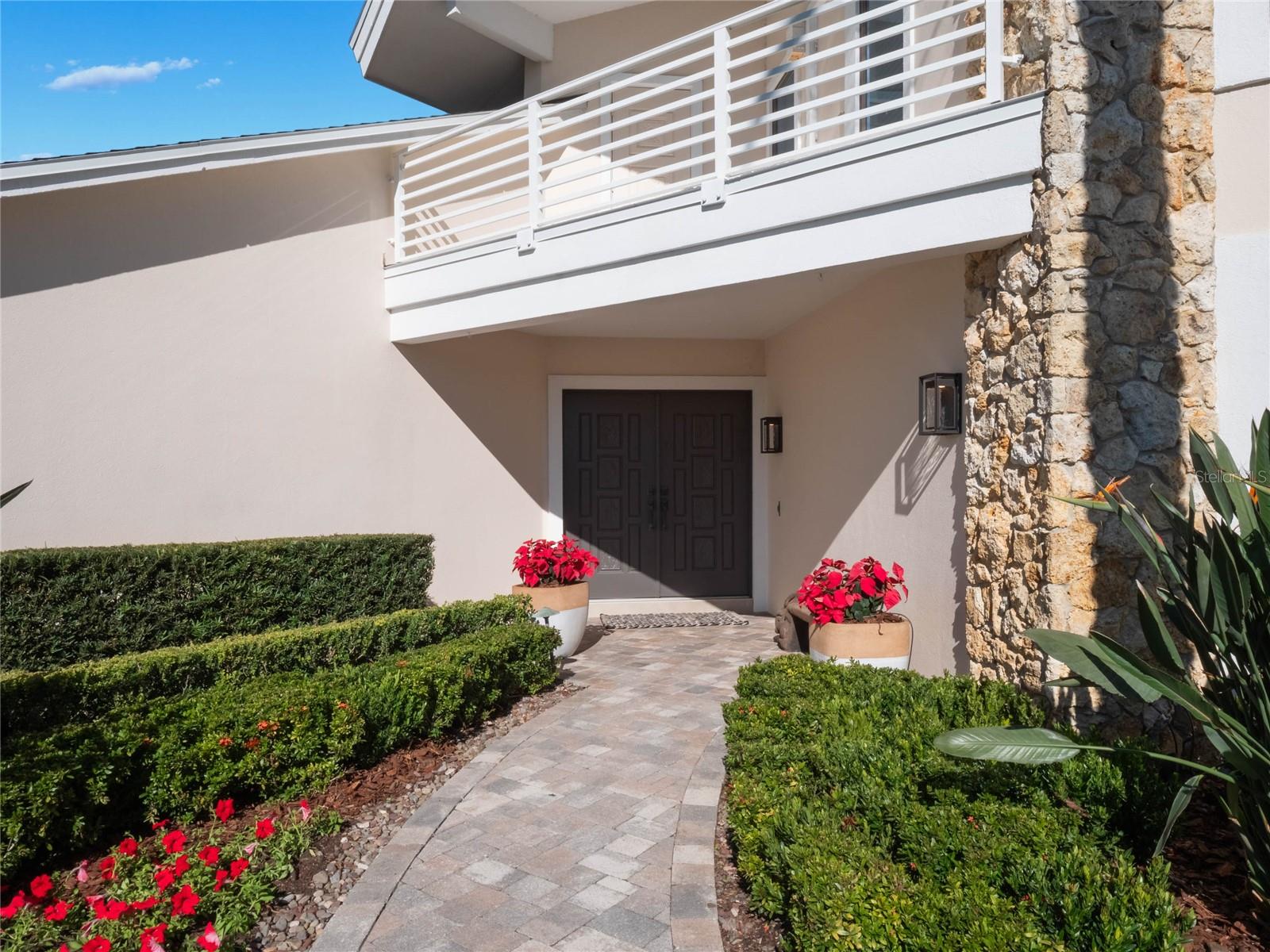 YACHT CLUB ISLAND ESTATE - Residential