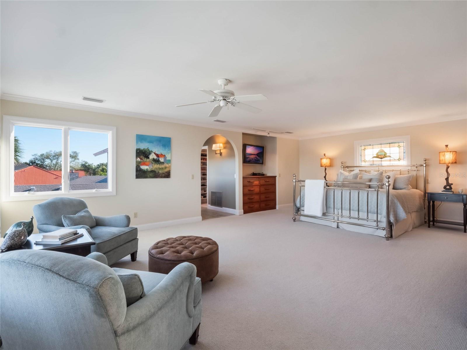 YACHT CLUB ISLAND ESTATE - Residential