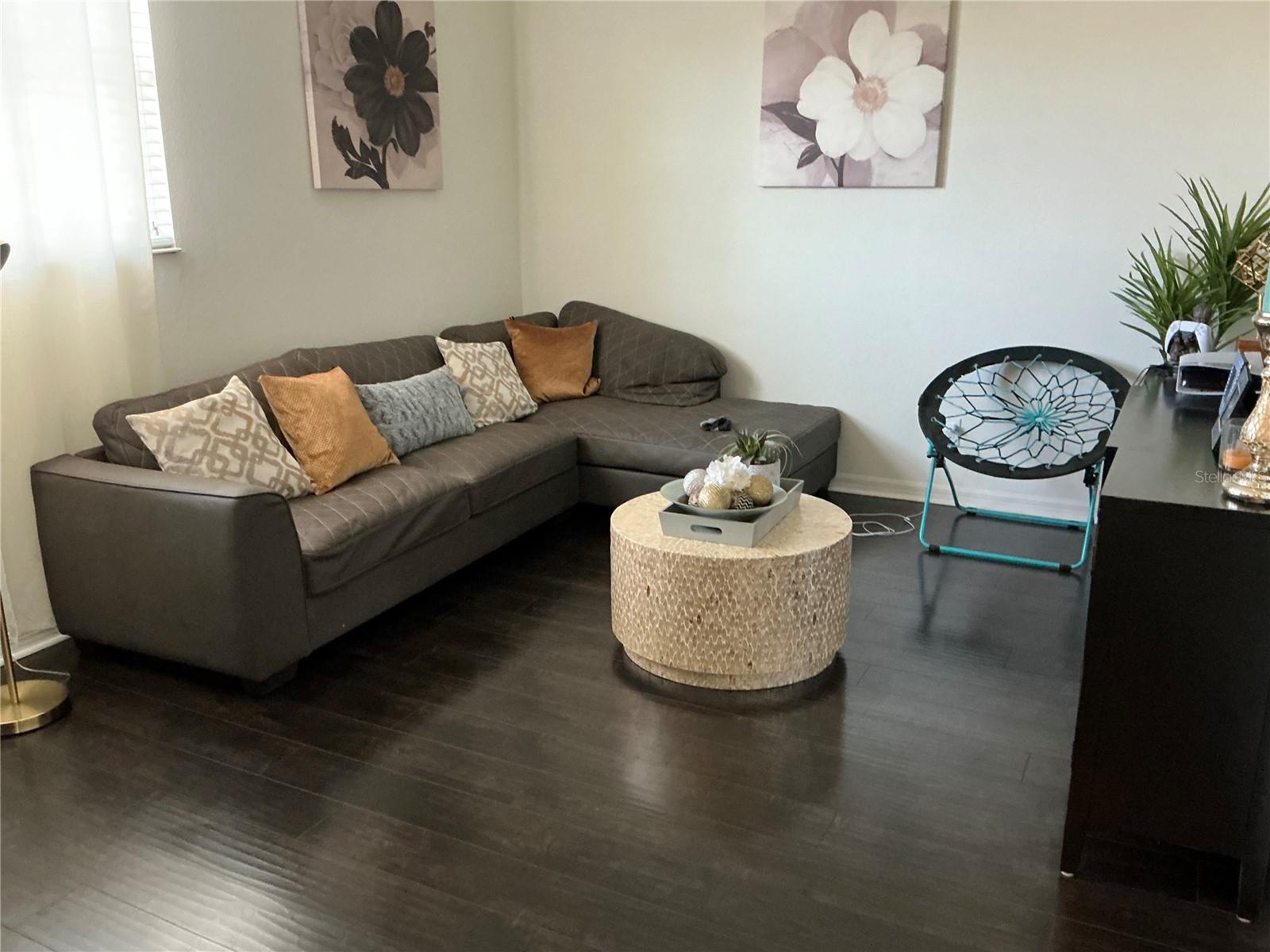 1002 BERRY LEAF COURT