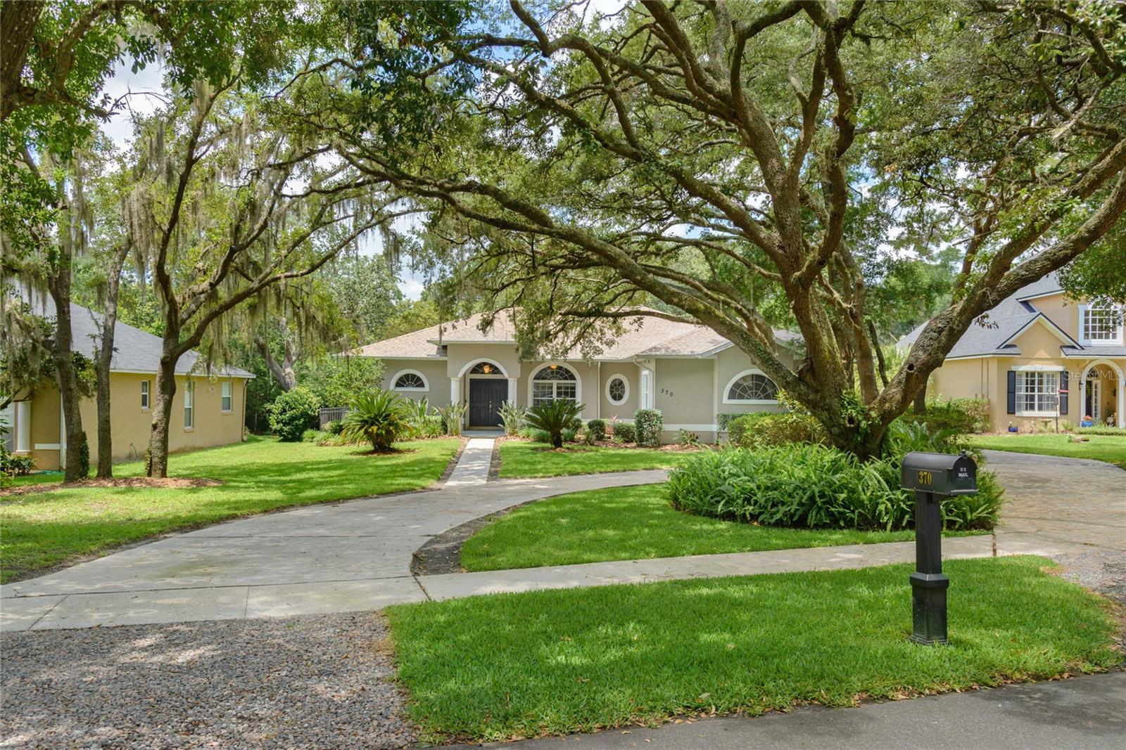 LOST LAKES REP - Residential