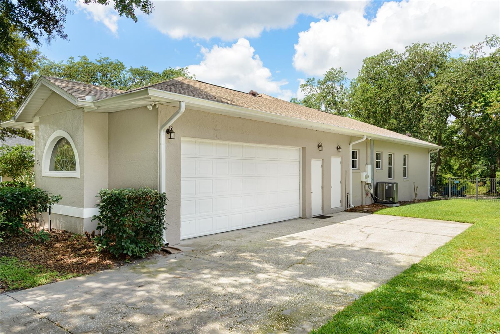 LOST LAKES REP - Residential