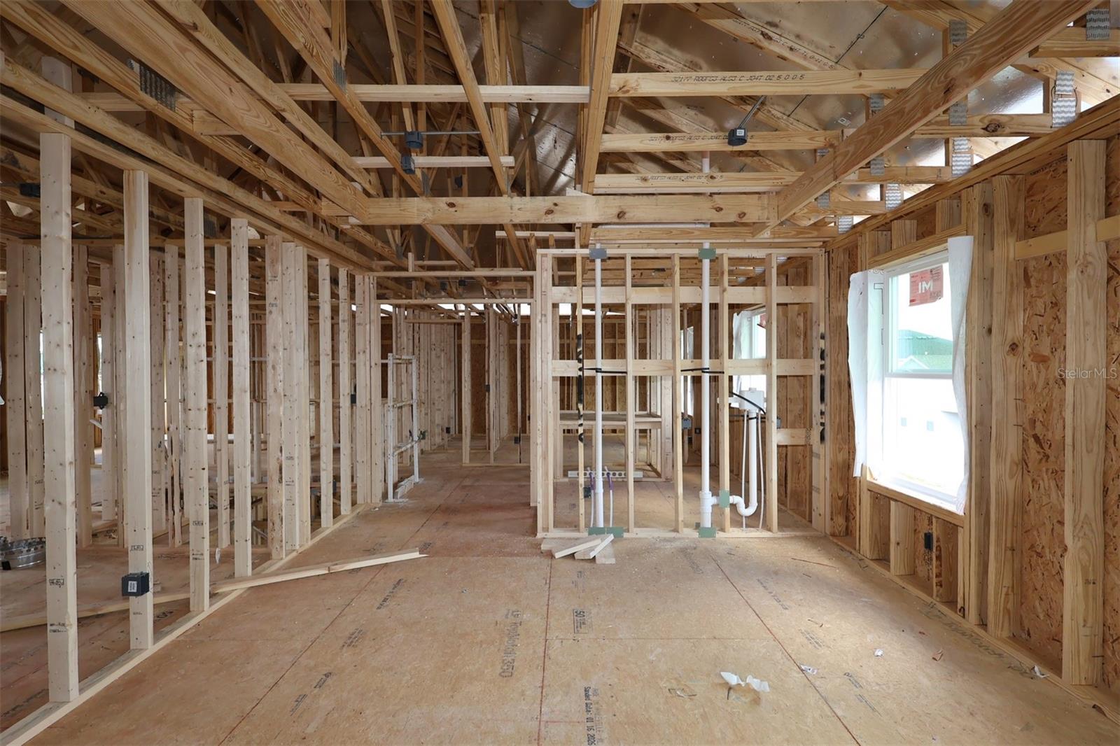 BAY LAKE FARMS AT SAINT CLOUD - Residential