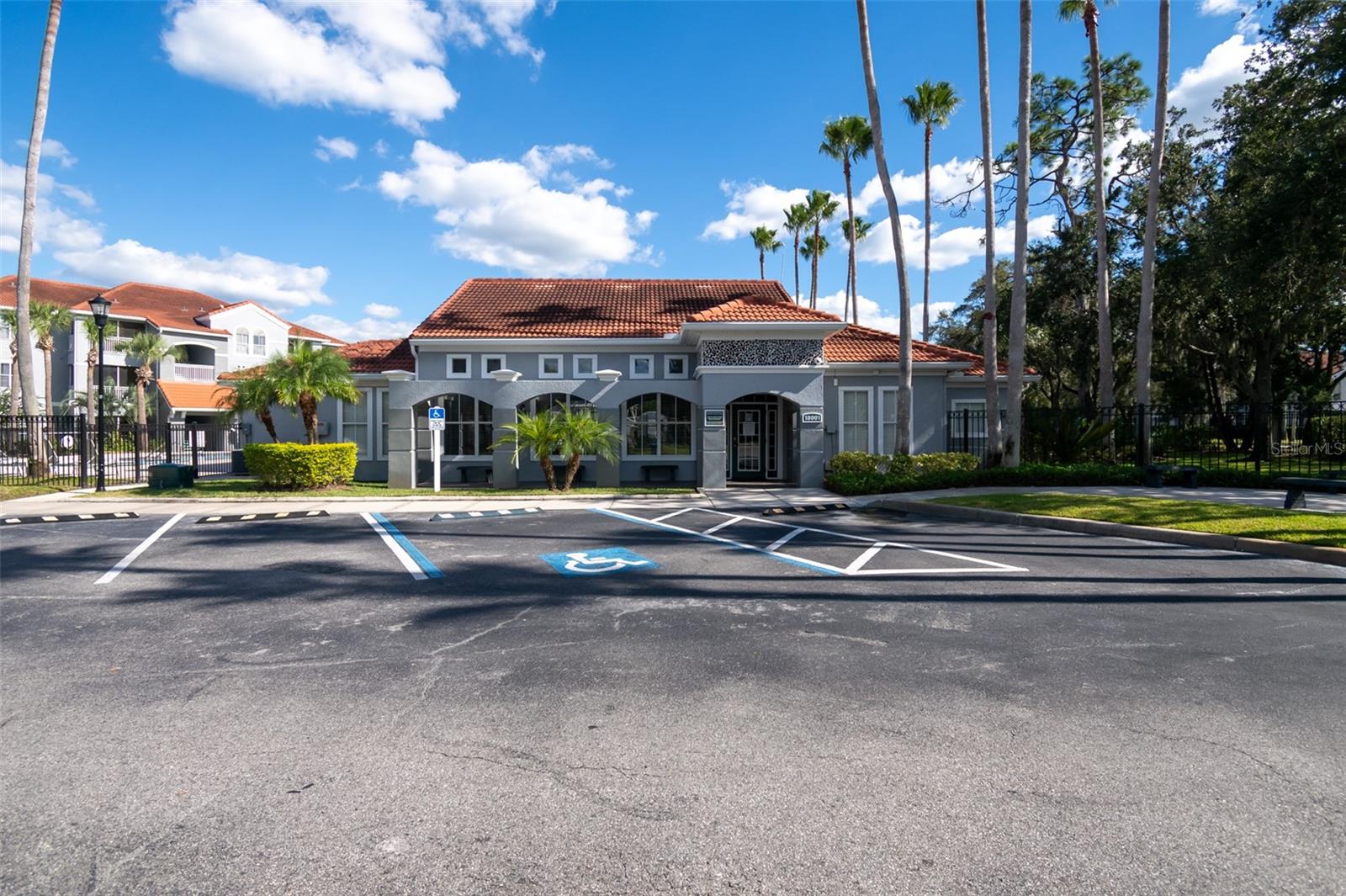 THE ENCLAVE AT RICHMOND PLACE - Residential