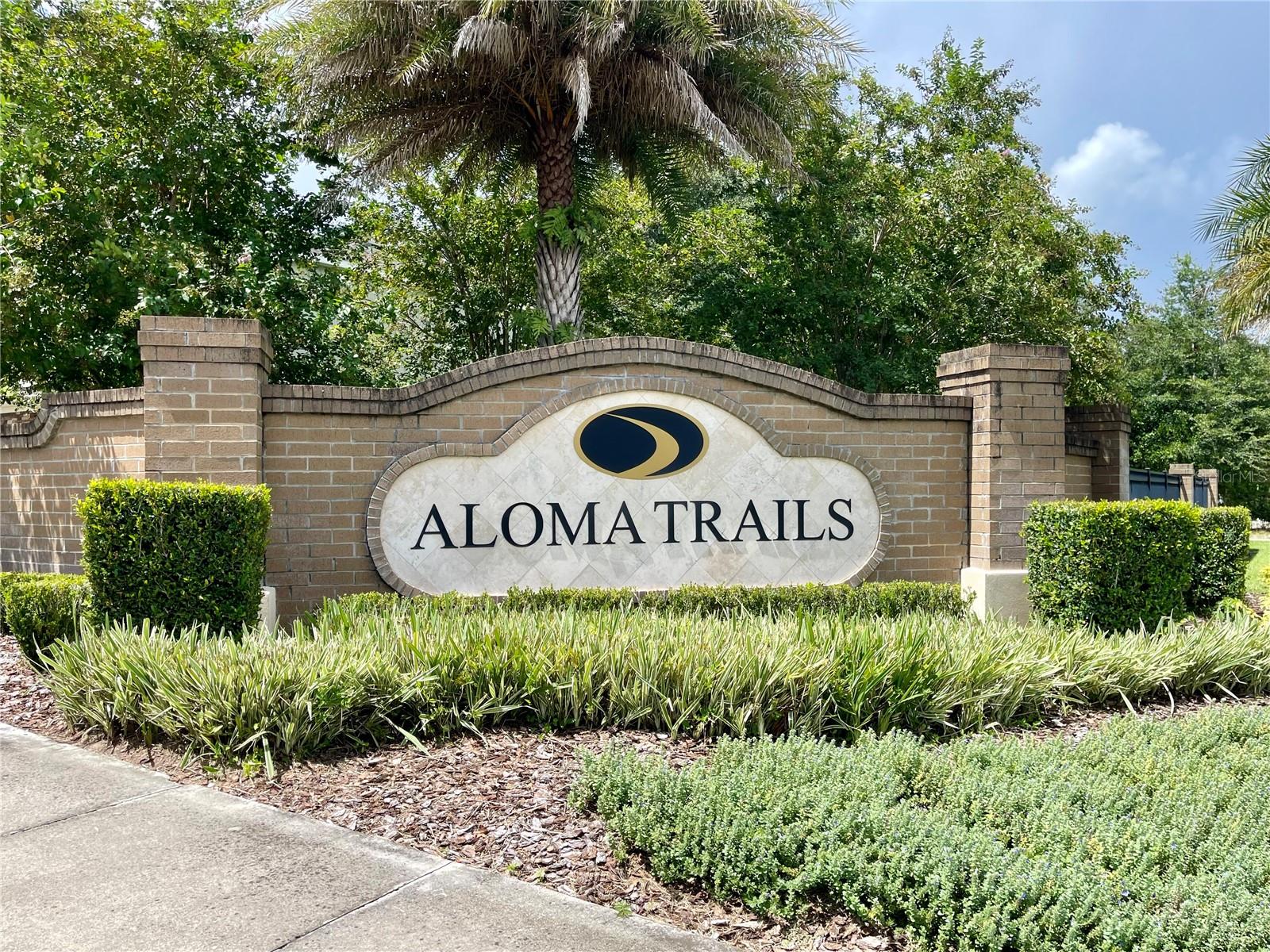 ALOMA TRAILS - Residential Lease