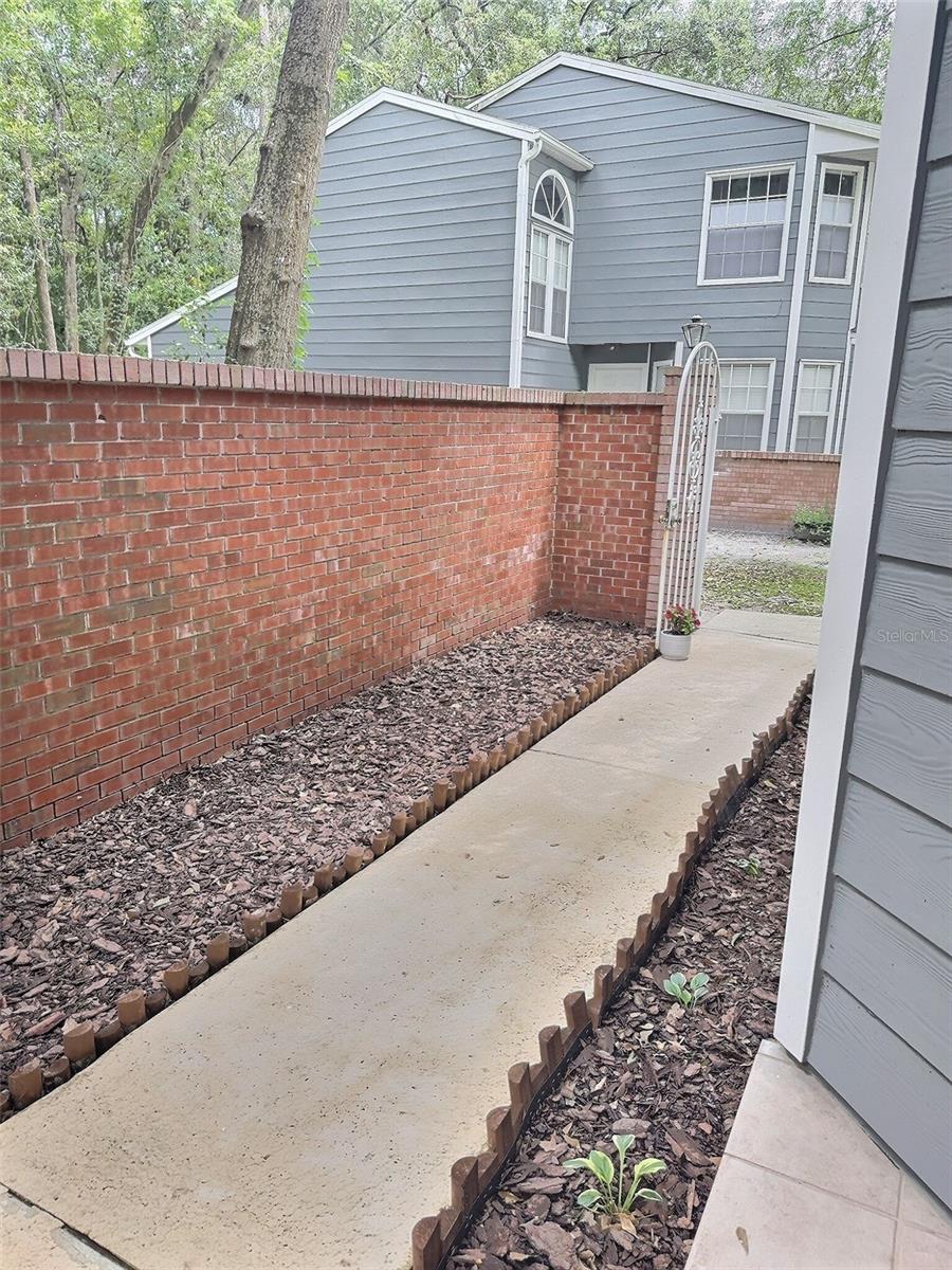 243 NW 48TH BOULEVARD 4