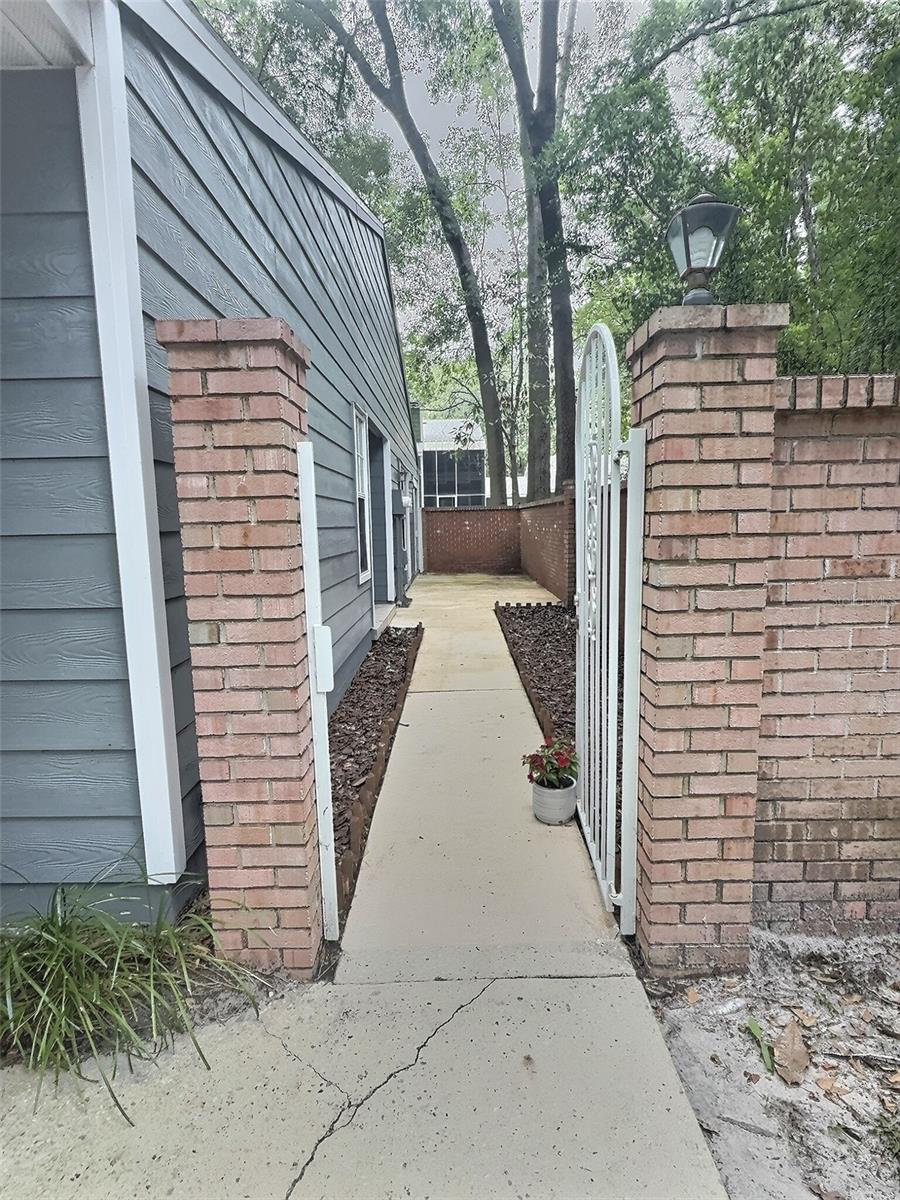 243 NW 48TH BOULEVARD 4